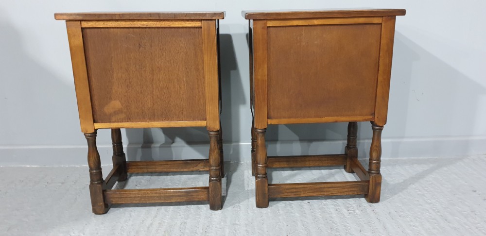 Pair Oak Bedside Cabinets View VI