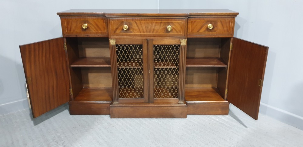 Regency Mahogany Breakfront Sideboard View VIII