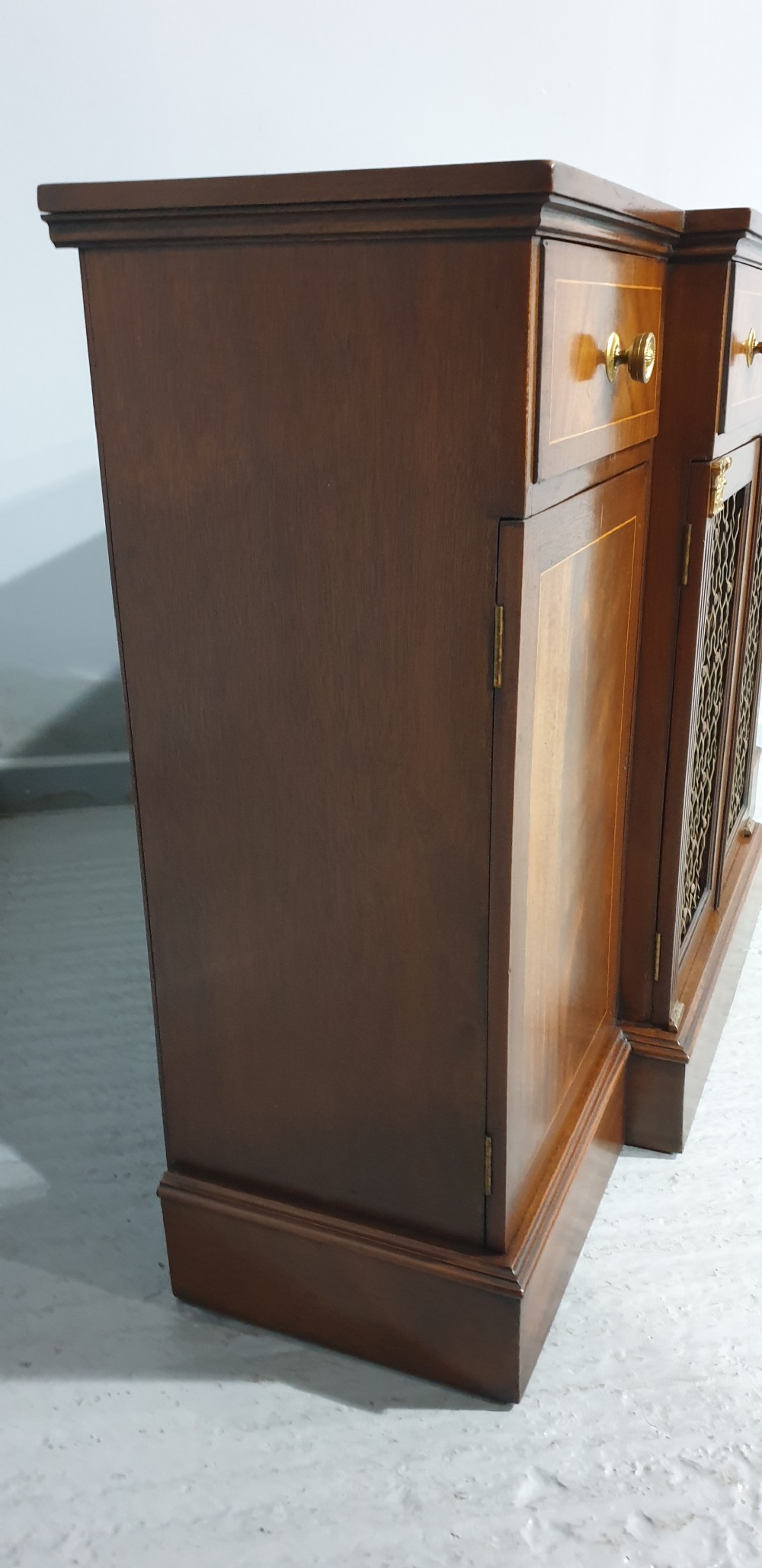 Regency Mahogany Breakfront Sideboard View X