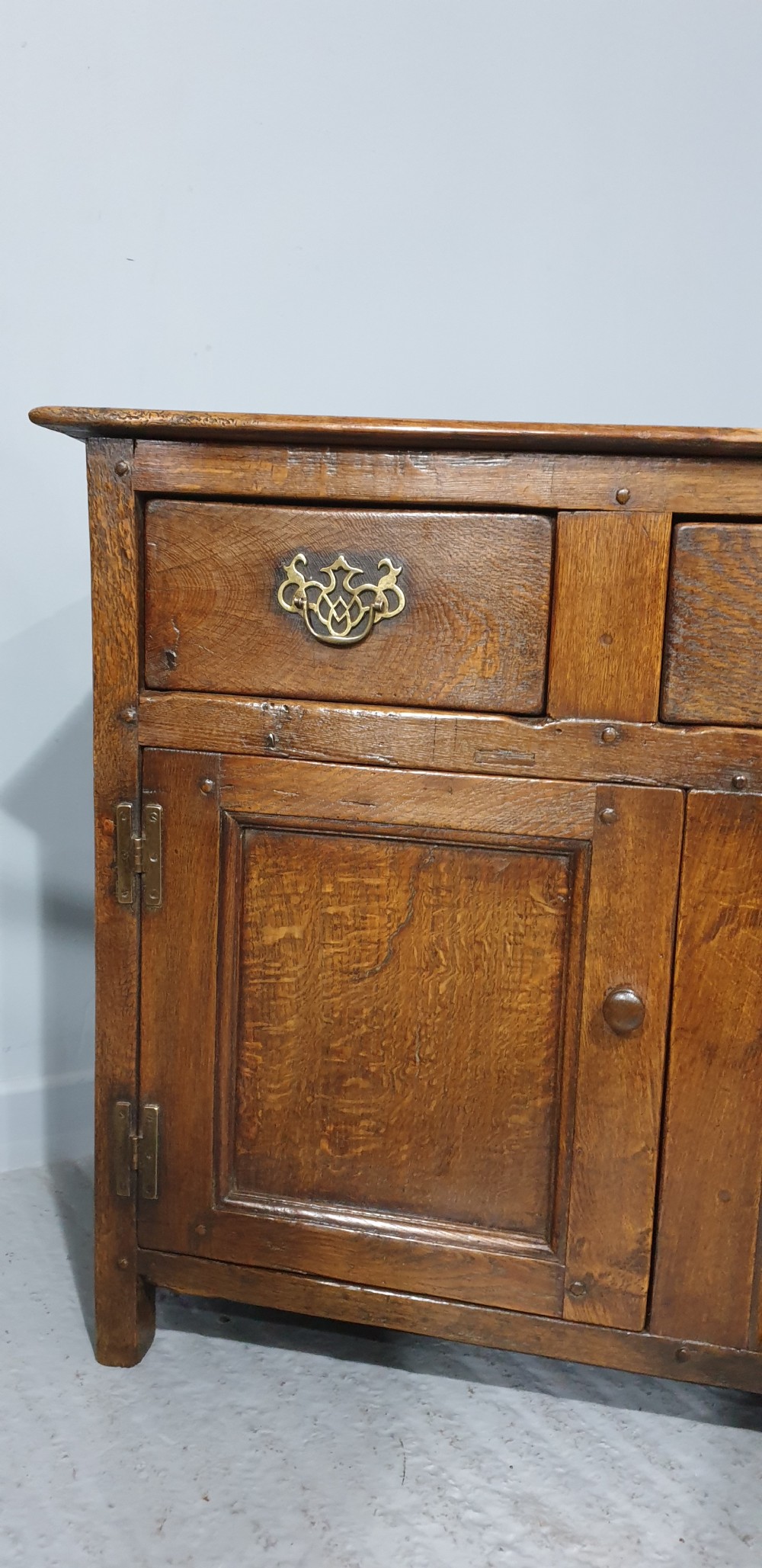Lovely Georgian Oak Dresser Base View X