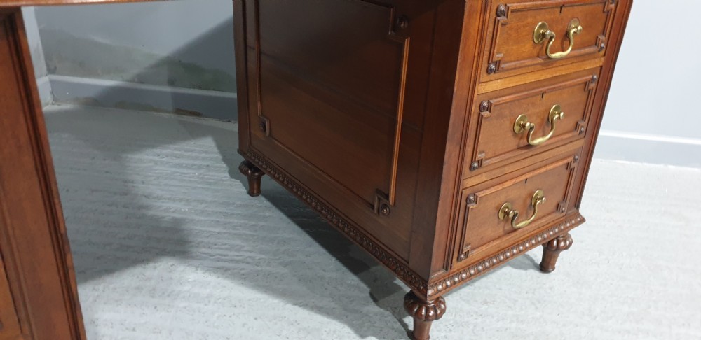 Superb Mahogany Pedestal Desk View XII
