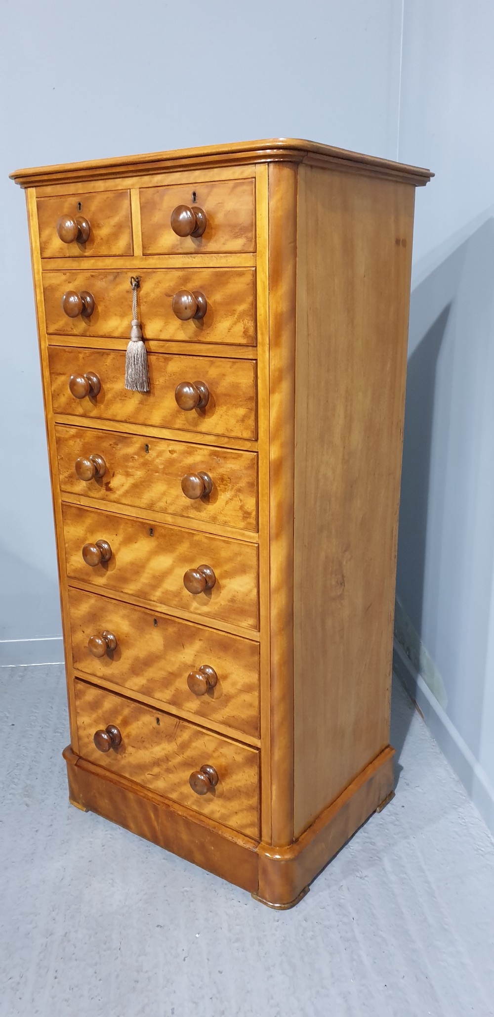 Fine Victorian Mahogany Tall Chest of Drawers View III