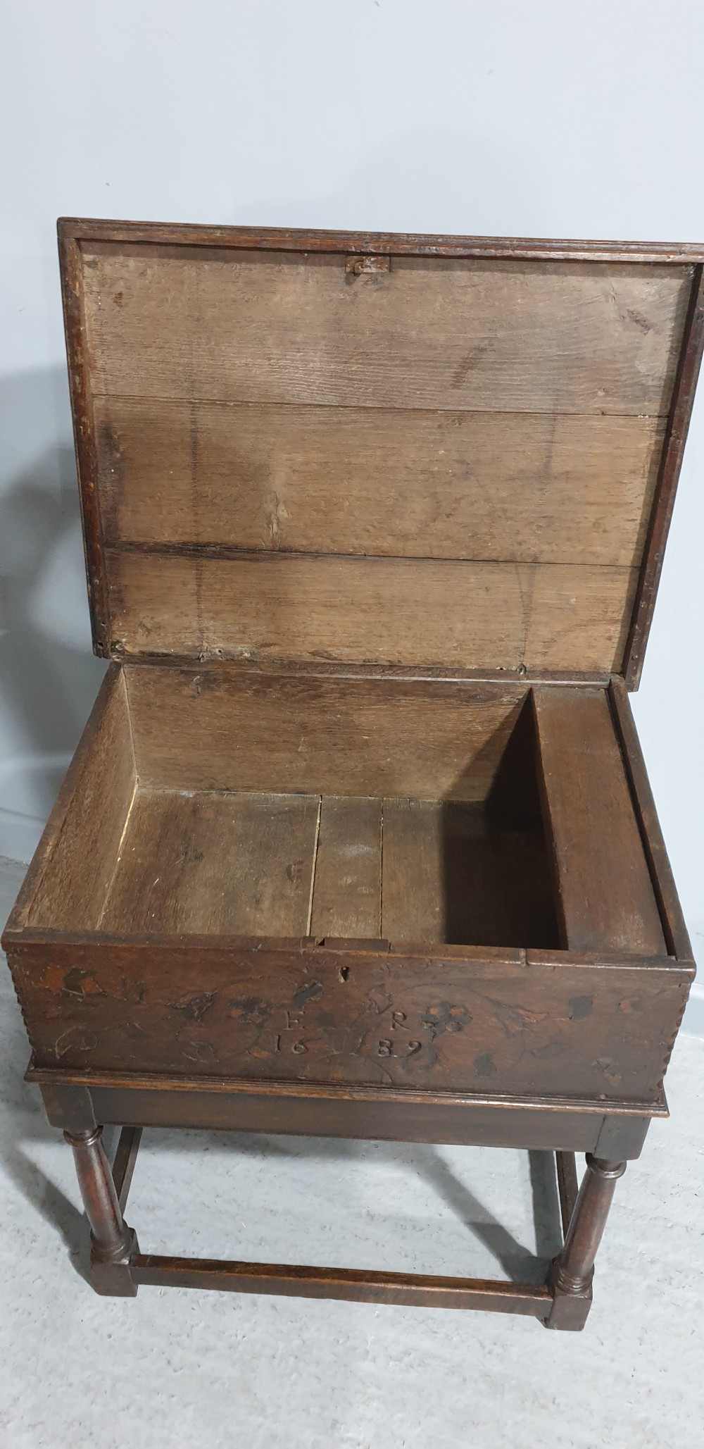 Wonderful Inlaid Oak Bible Box View V