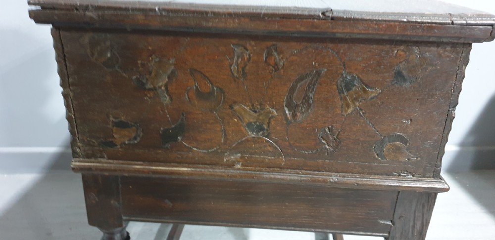 Wonderful Inlaid Oak Bible Box View XII