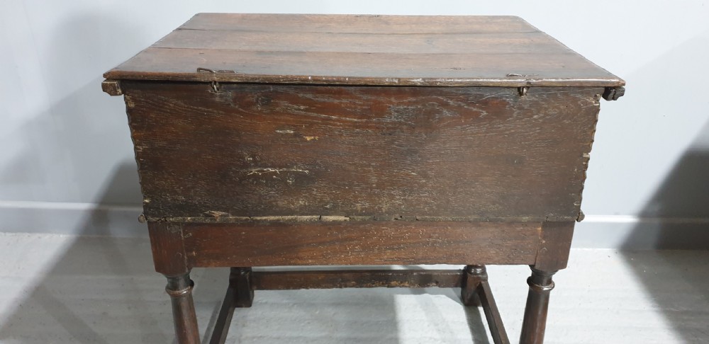 Wonderful Inlaid Oak Bible Box View XIII