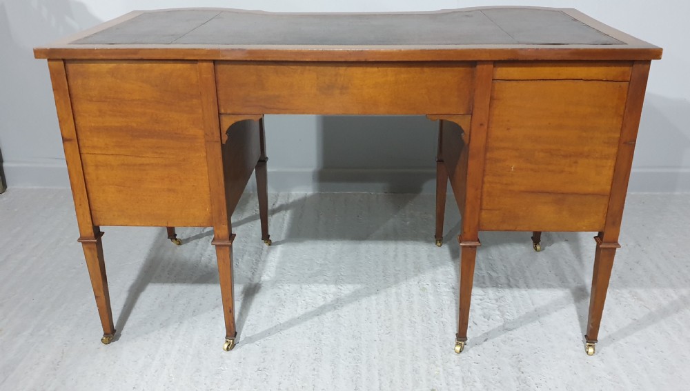 Super Inlaid Mahogany Kneehole desk View IX
