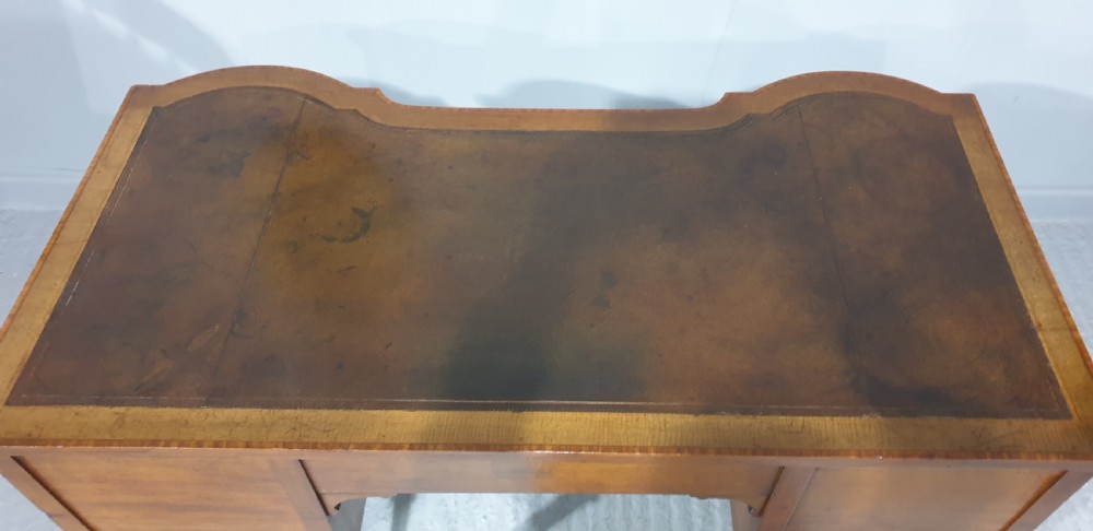 Super Inlaid Mahogany Kneehole desk View X