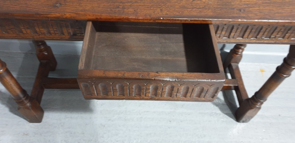 Super Quality Oak Console Hall Table View X