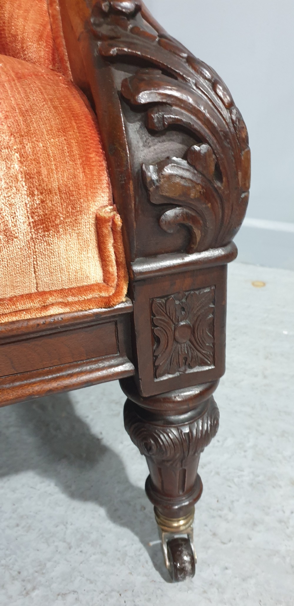 Outstanding Victorian Mahogany Sofa View X
