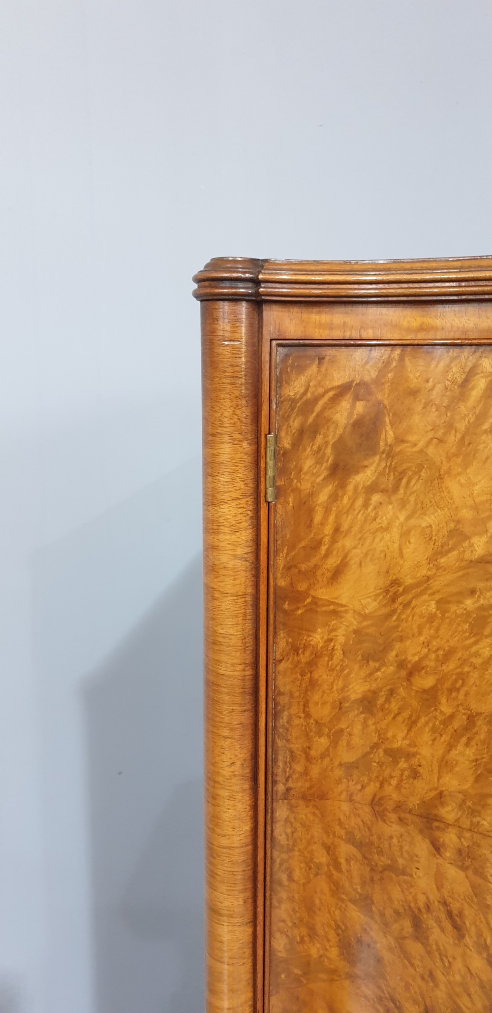 Wonderful Burr Walnut Linen Press View IV