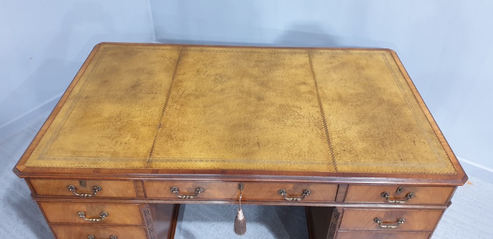 Superb Mahogany Pedestal Desk View IV