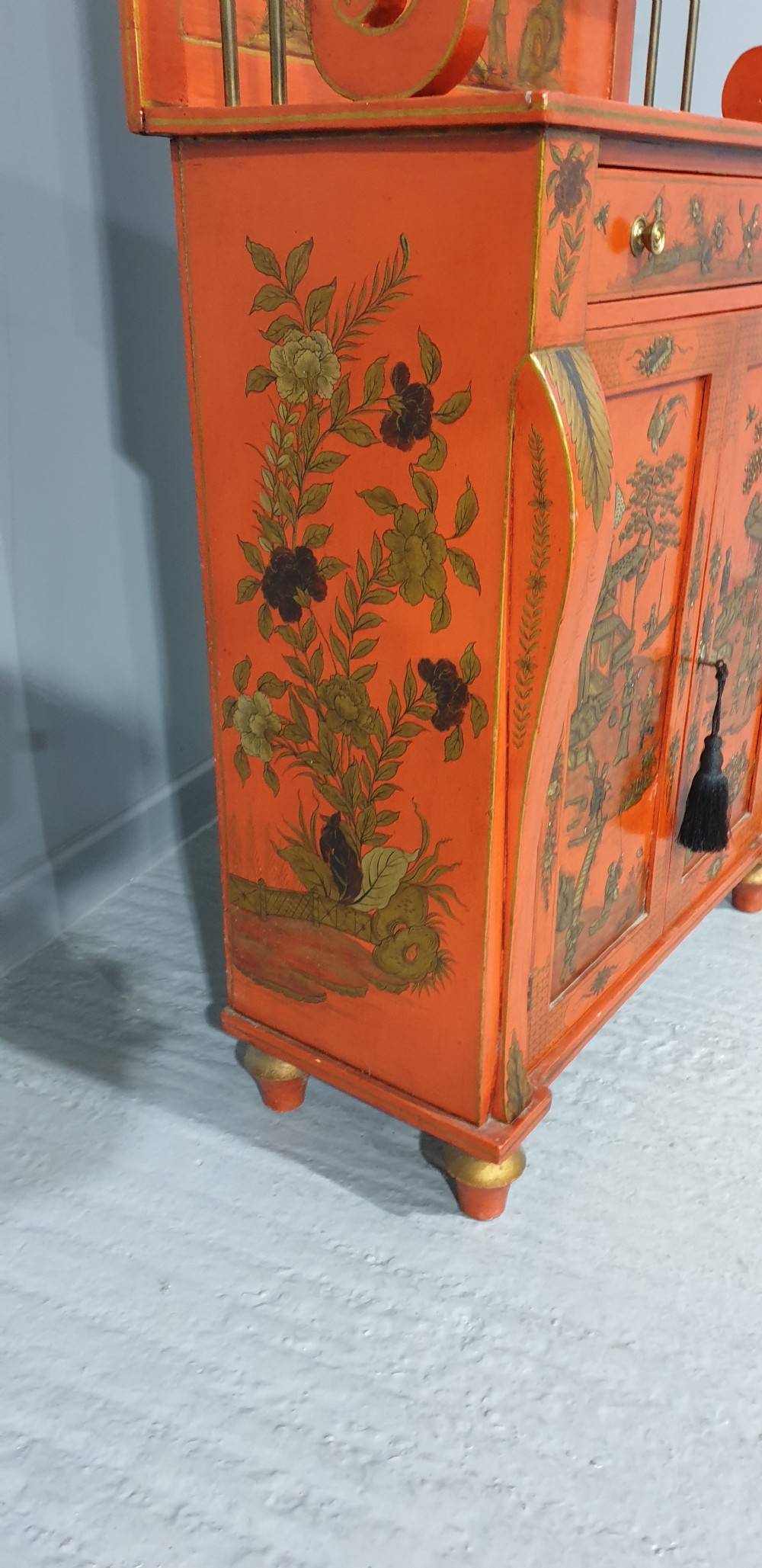 Superb Red Laquered Chinoiserie Regency Cabinet View XI