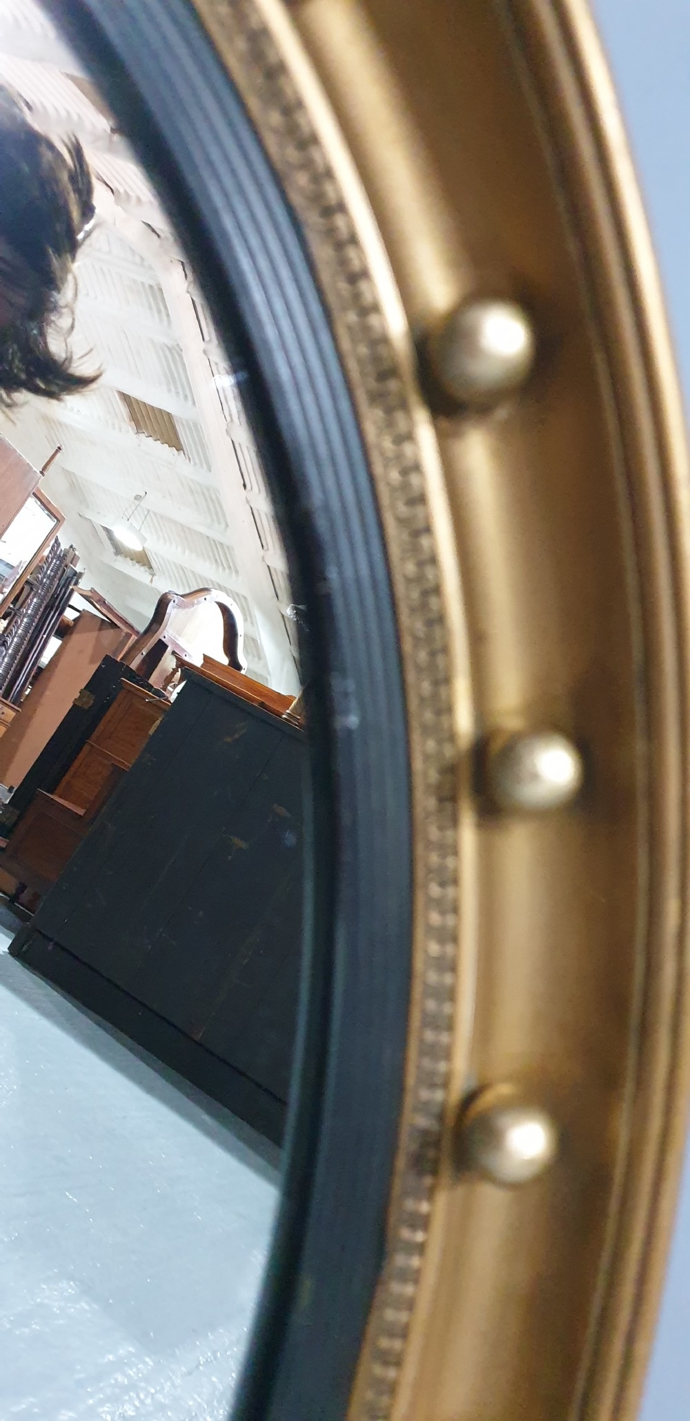 Early Victorian Oval Gilt Mirror View VIII