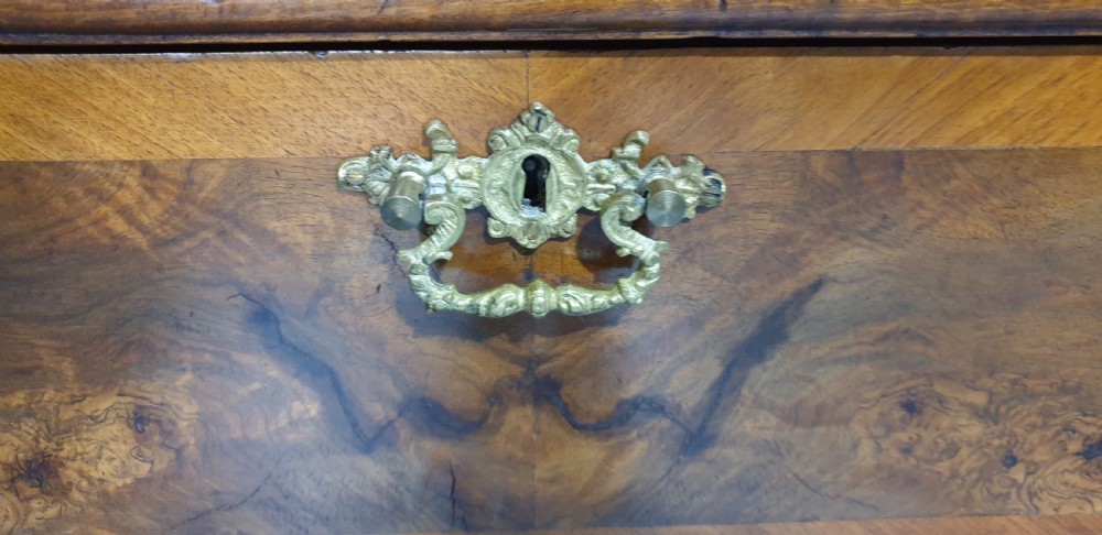 Fine Burr Walnut Chest of Drawers View VI
