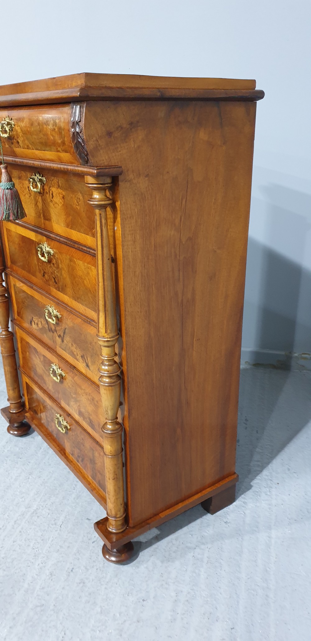 Fine Burr Walnut Chest of Drawers View VIII