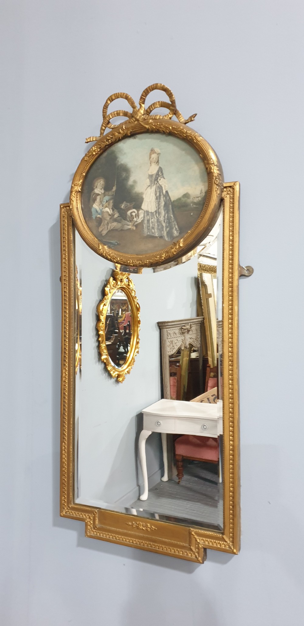 Beautifull English Wall Mirror View II