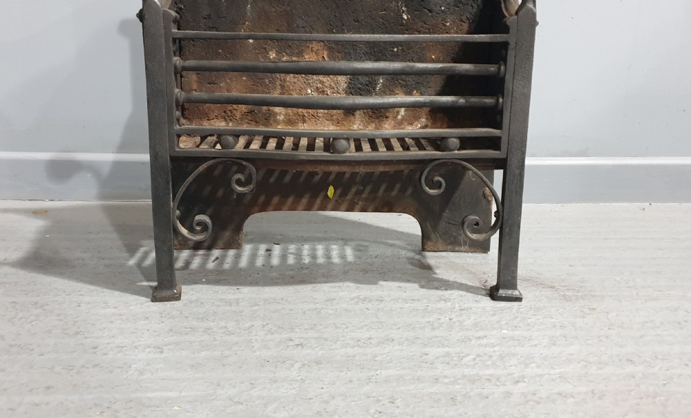Good Art Noveau Cast Iron Grate View III