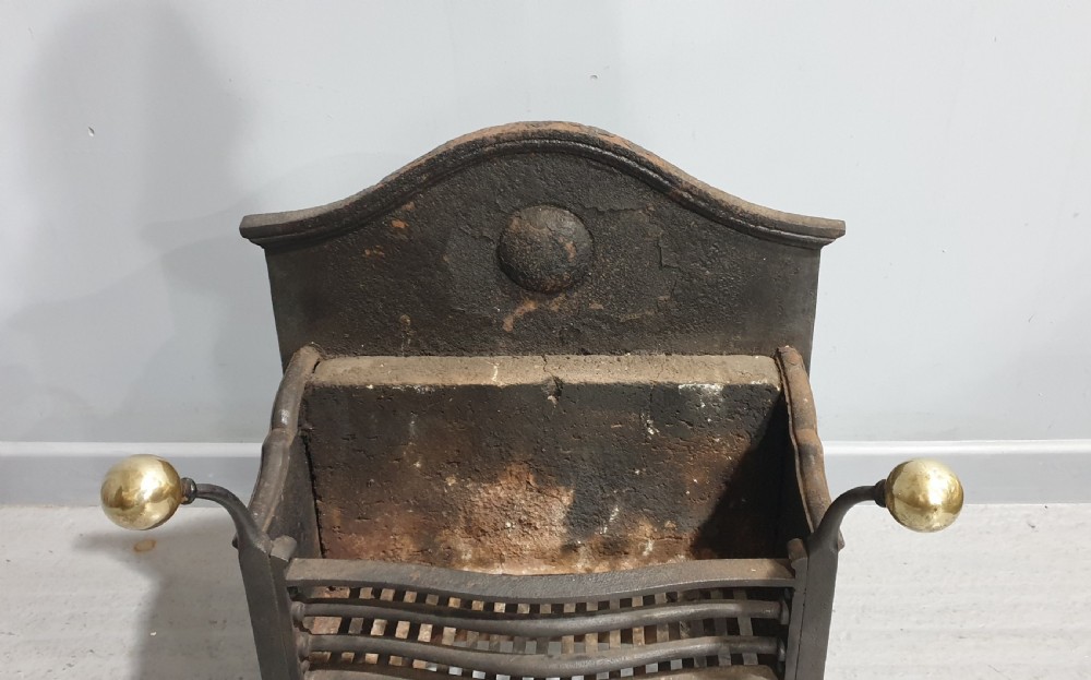 Good Art Noveau Cast Iron Grate View IV