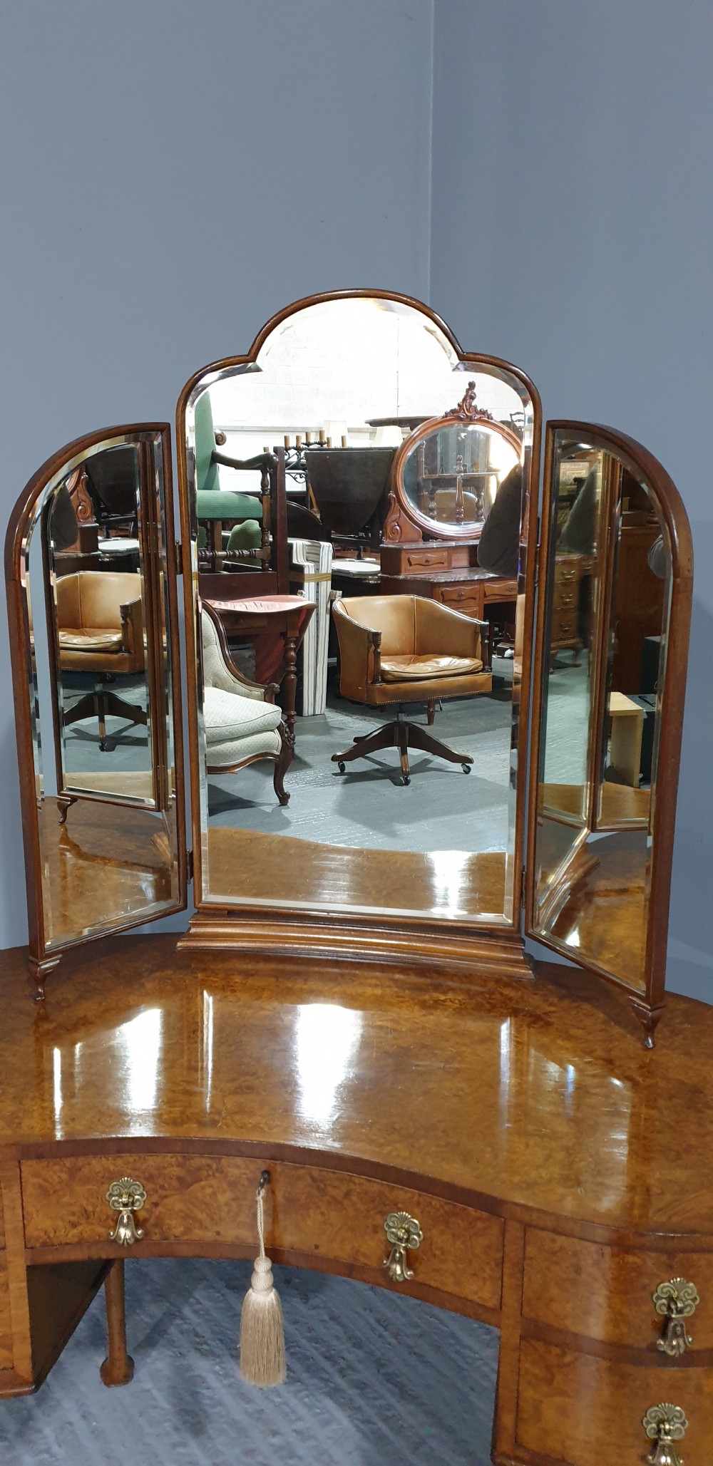 Super Burr Walnut Queen Anne Dressing Table View VII