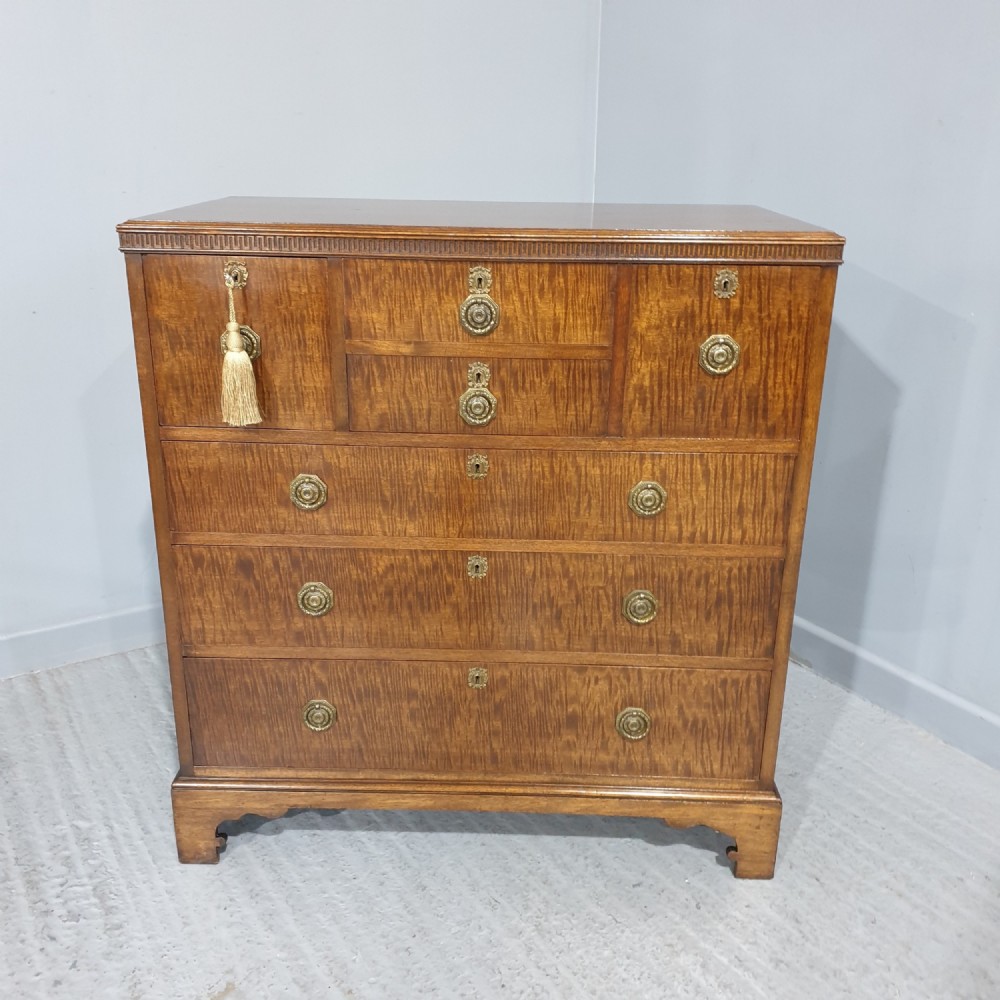 Mahogany Chest of Drawers of Small Proportions