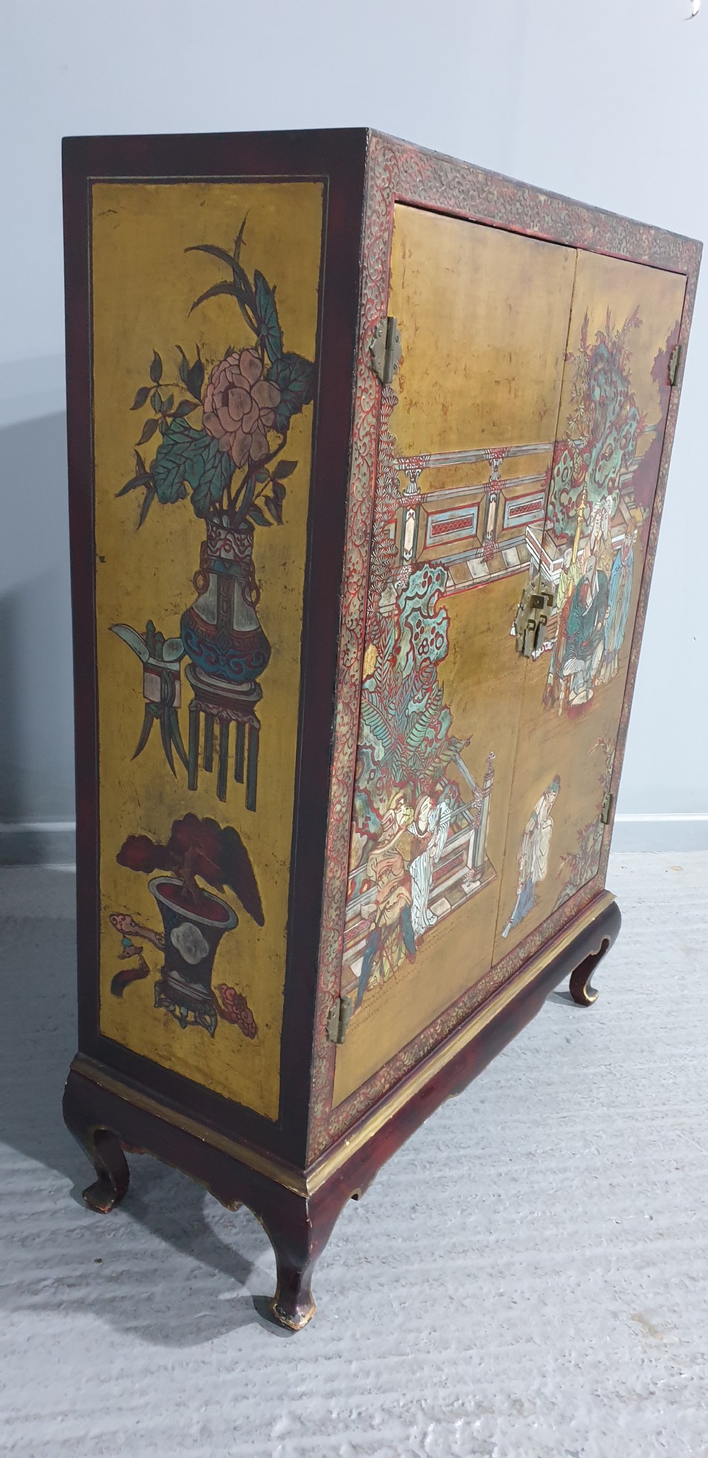 Super Chinese Laquered Cabinet View IV