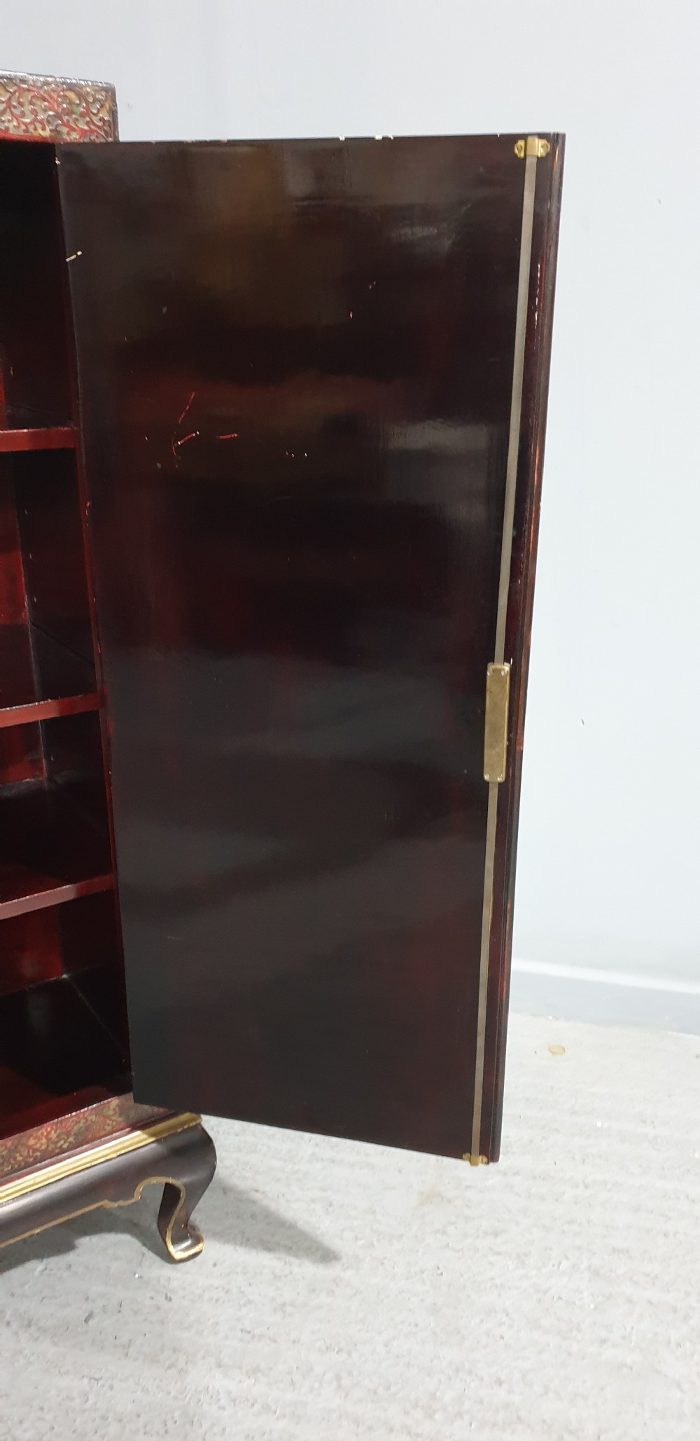 Super Chinese Laquered Cabinet View XII