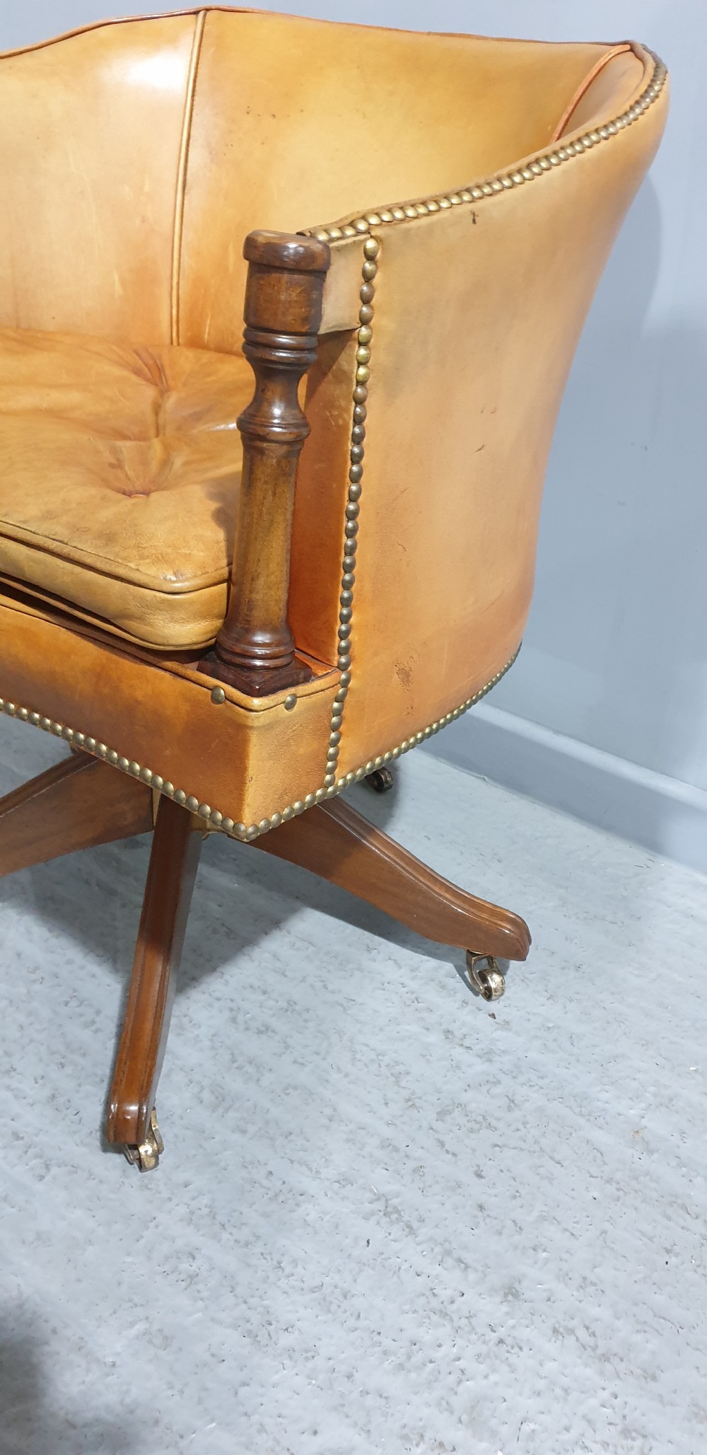 Very Good Leather Office Desk Chair View V
