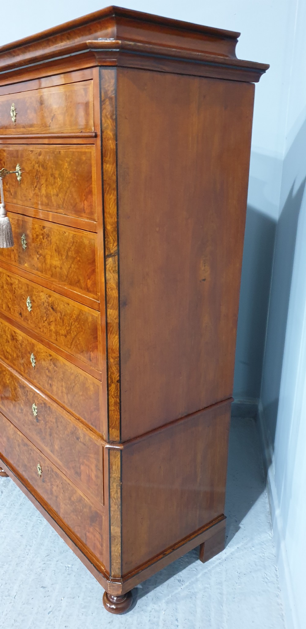 Fabulous  French Burr Walnut Semanier Chest of Drawers View V