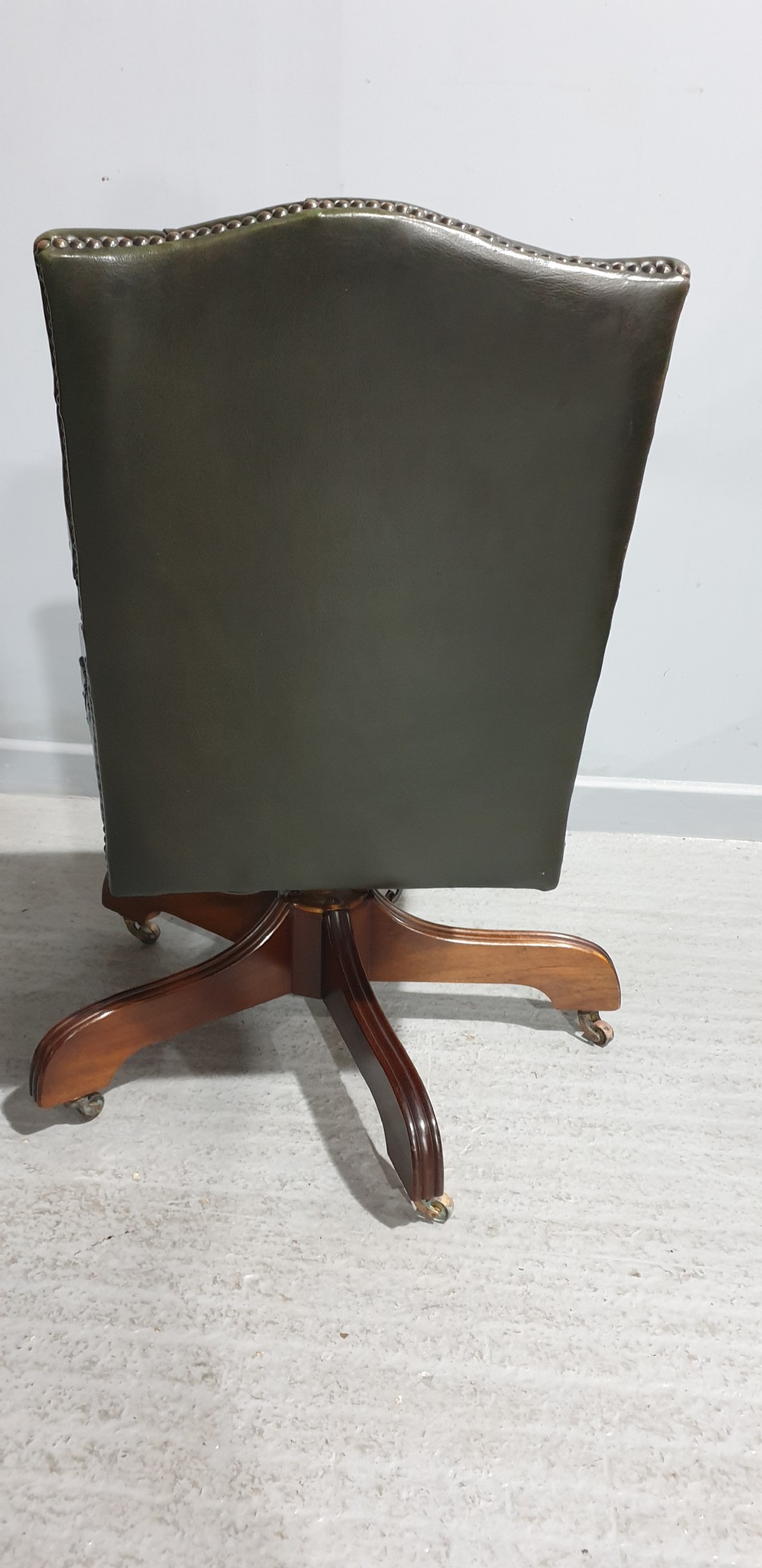 Excellent Green Leather Office Chair View VI
