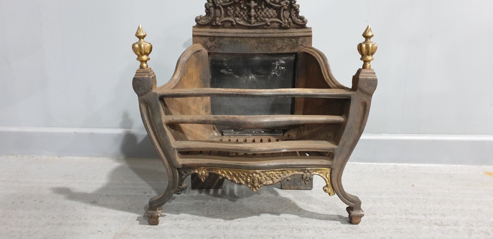 Excellent Quality Cast Iron Grate View III