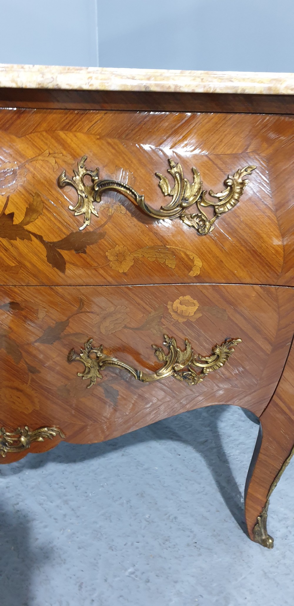 Superb French Commode Chest of Drawers View VII