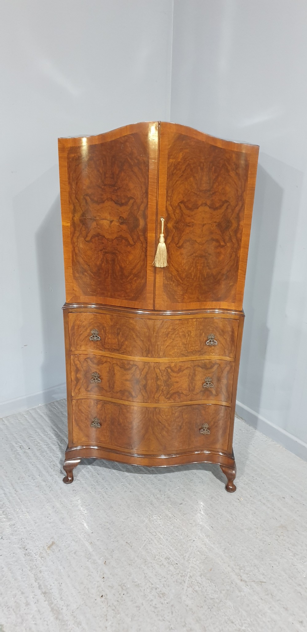 Burr Walnut Linen Press View III