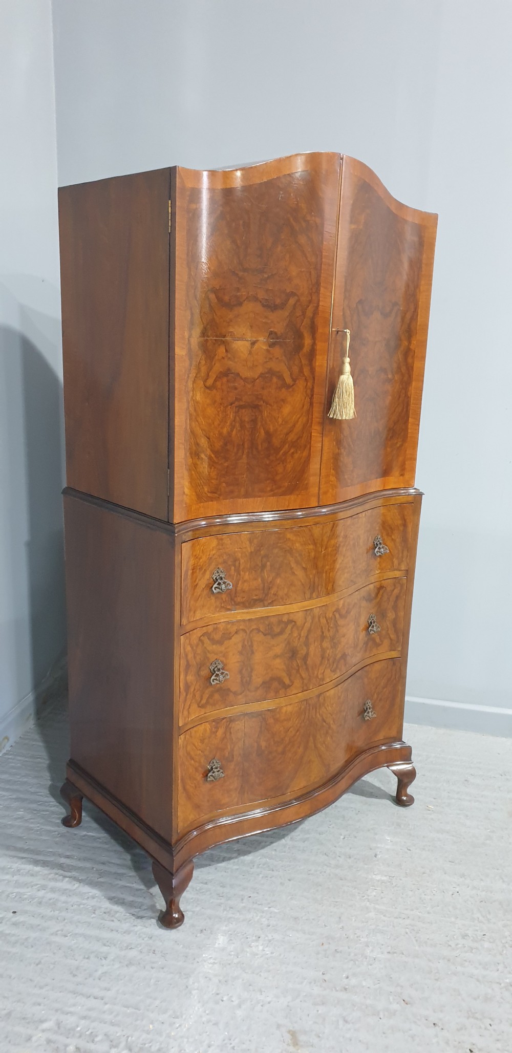 Burr Walnut Linen Press View V