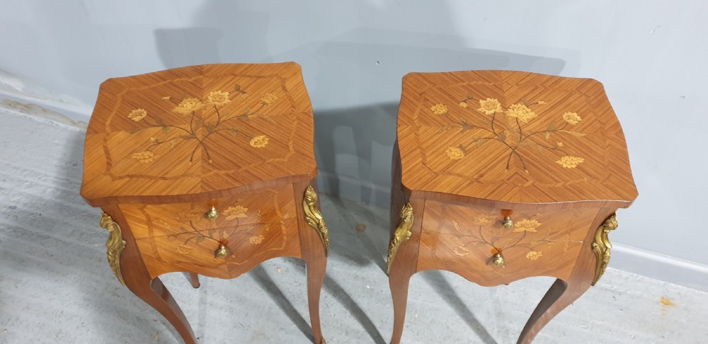 Pair French Bedside Lamp Tables View VII