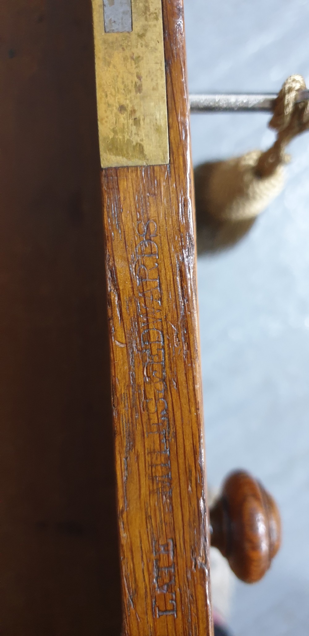 Top Quality Oak Kneehole Desk View XIII