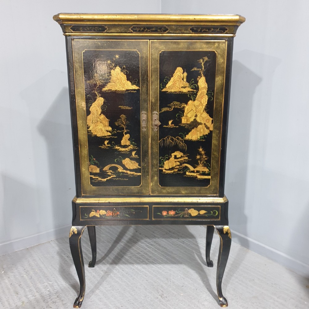 Super Black Laquered Chinoiserie Cabinet
