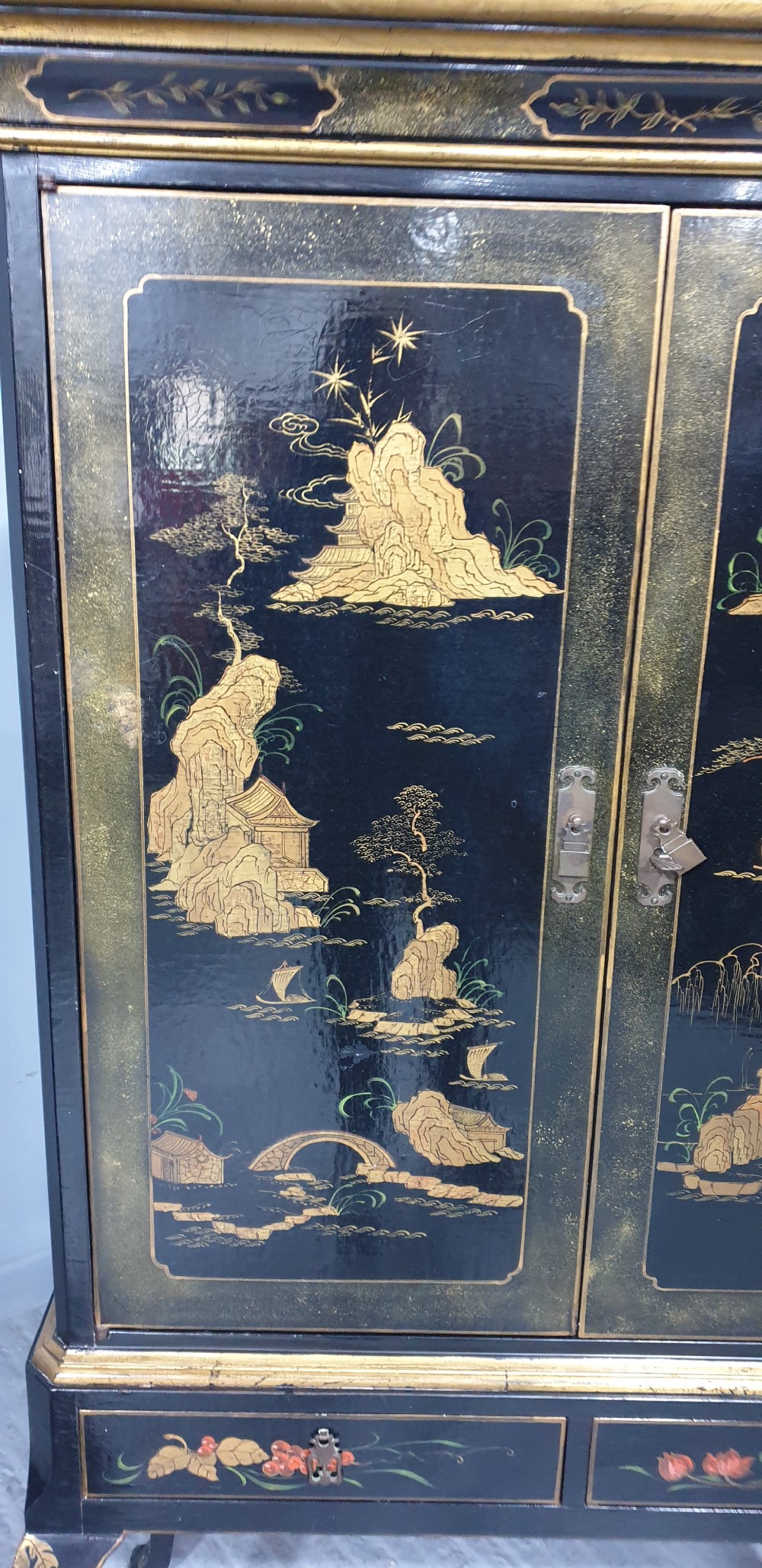 Super Black Laquered Chinoiserie Cabinet View IV