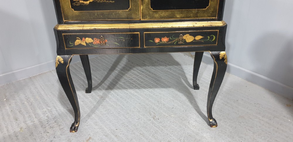 Super Black Laquered Chinoiserie Cabinet View VII