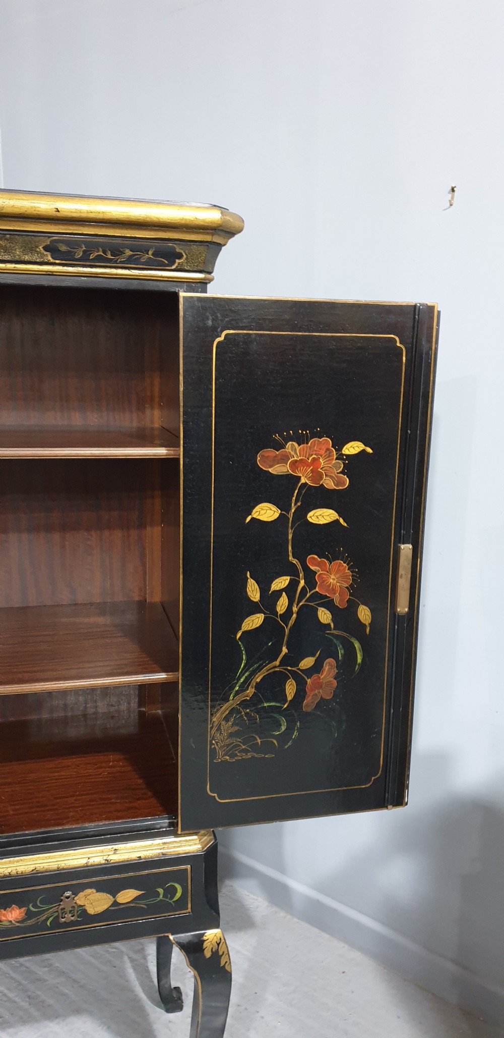 Super Black Laquered Chinoiserie Cabinet View XII