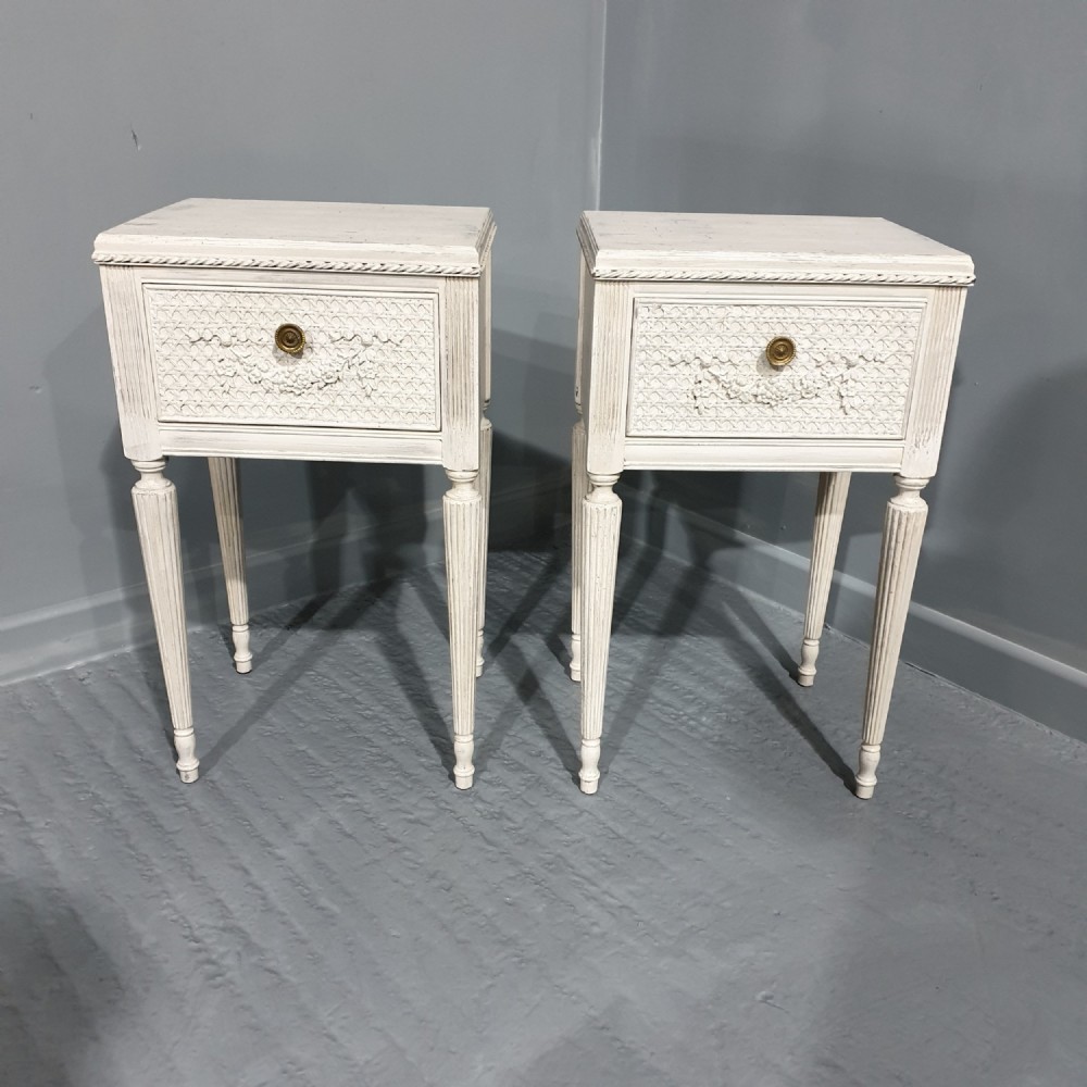Very Good Pair French Painted Bedside Lamp Chests