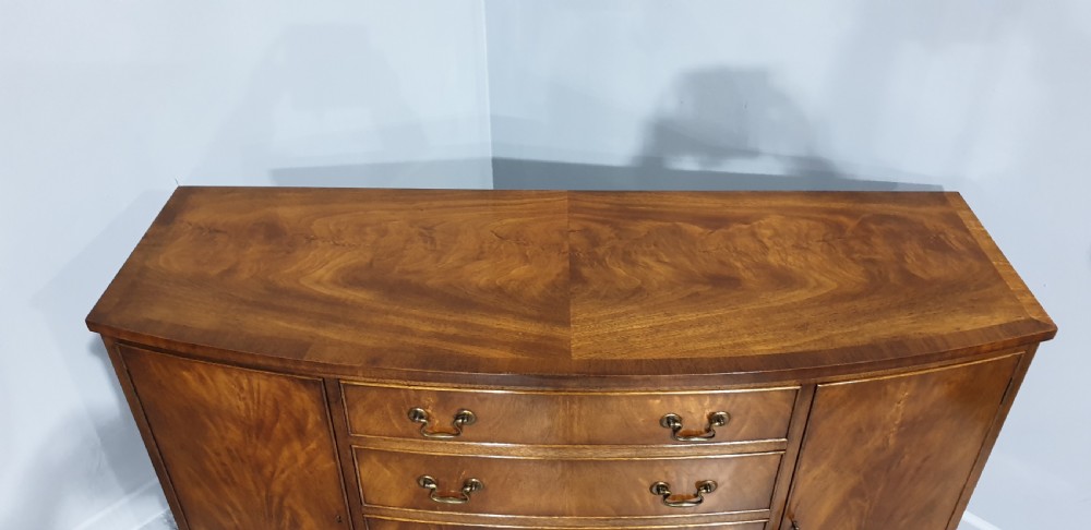 Super Bow Front Sideboard View IX