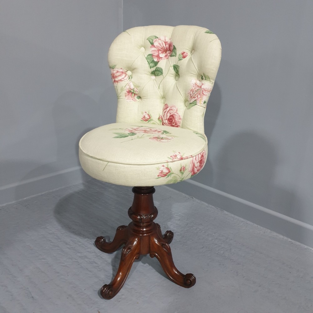 Lovely Ladies Walnut Chair