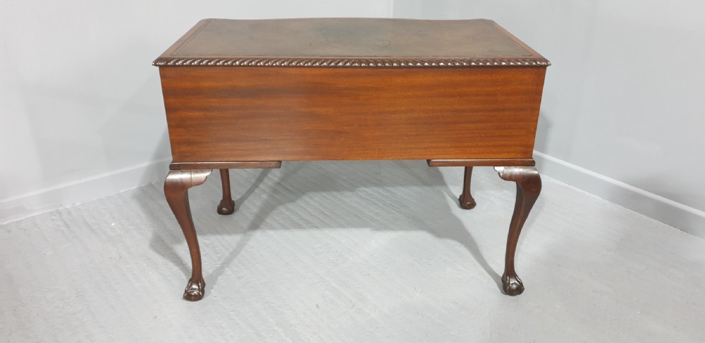 Lovely Mahogany Writing Desk View VIII