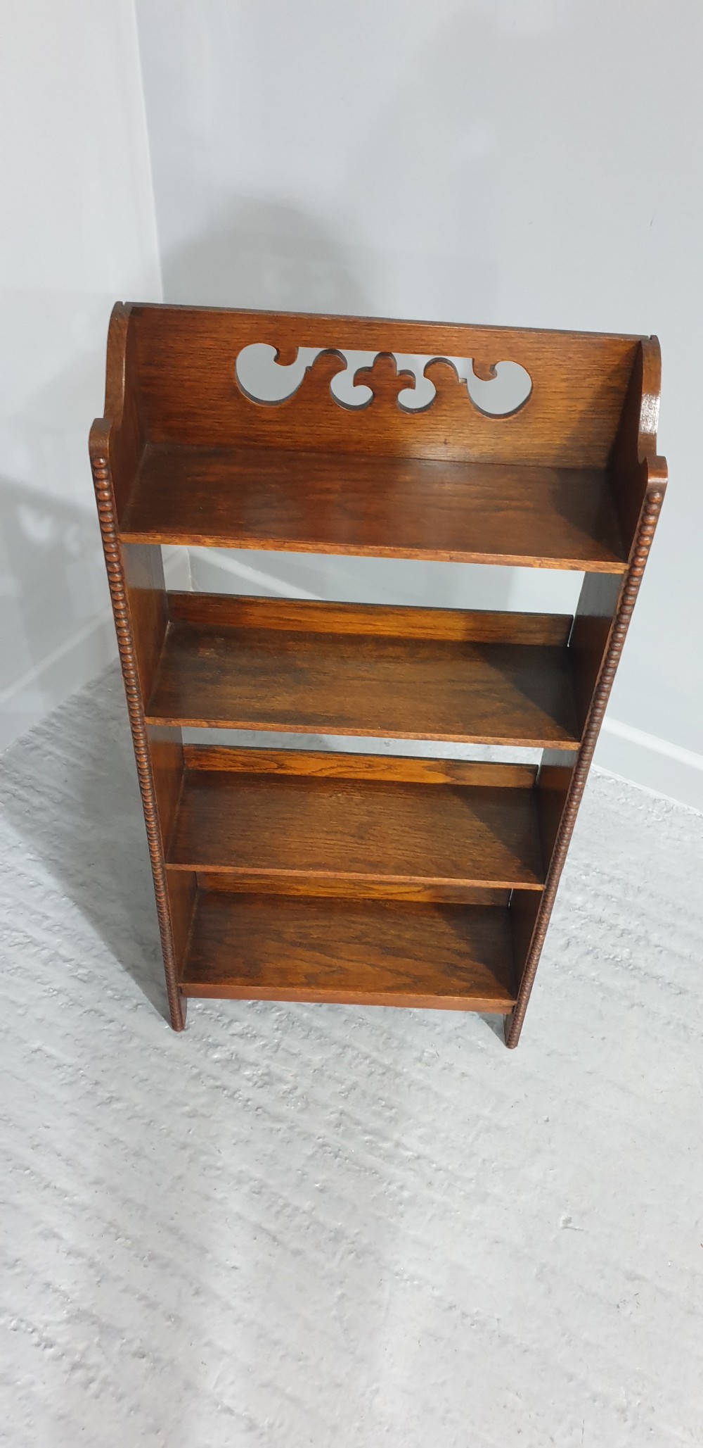 Good Oak Bookcase of Small Proportions View IV