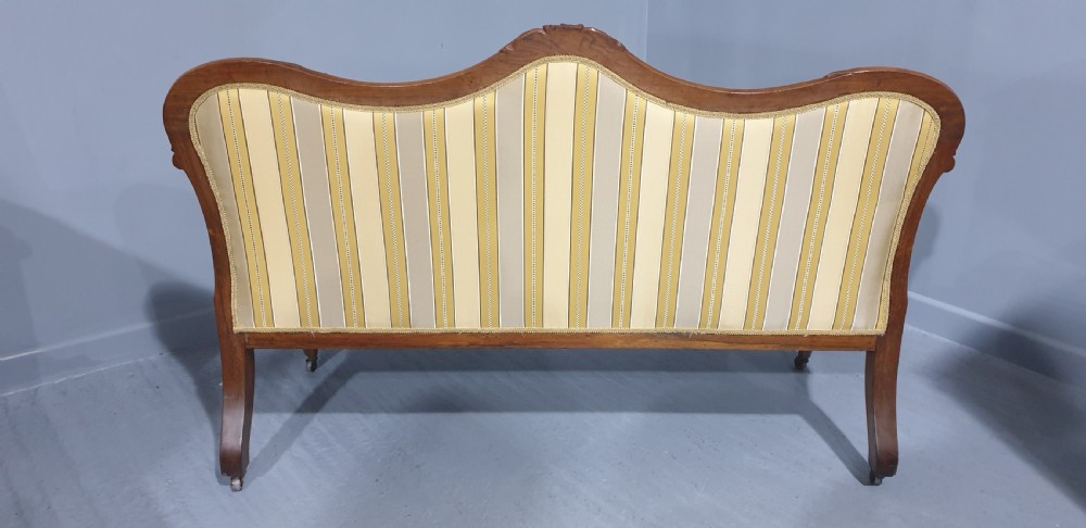 Superb Victorian Sofa View X