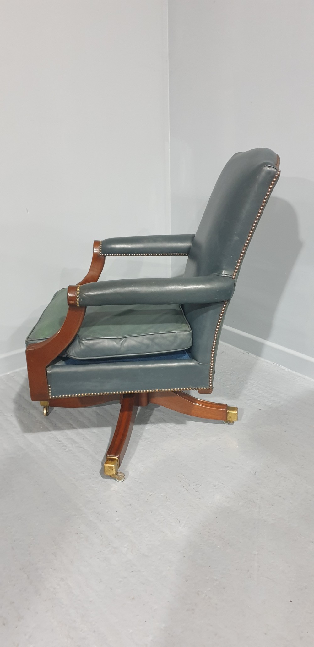 Huge Mahogany Desk Chair View VII