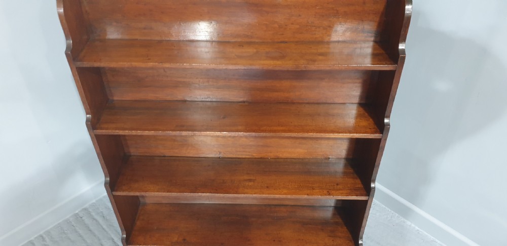 Georgian Mahogany Waterfall Open Bookcase View III