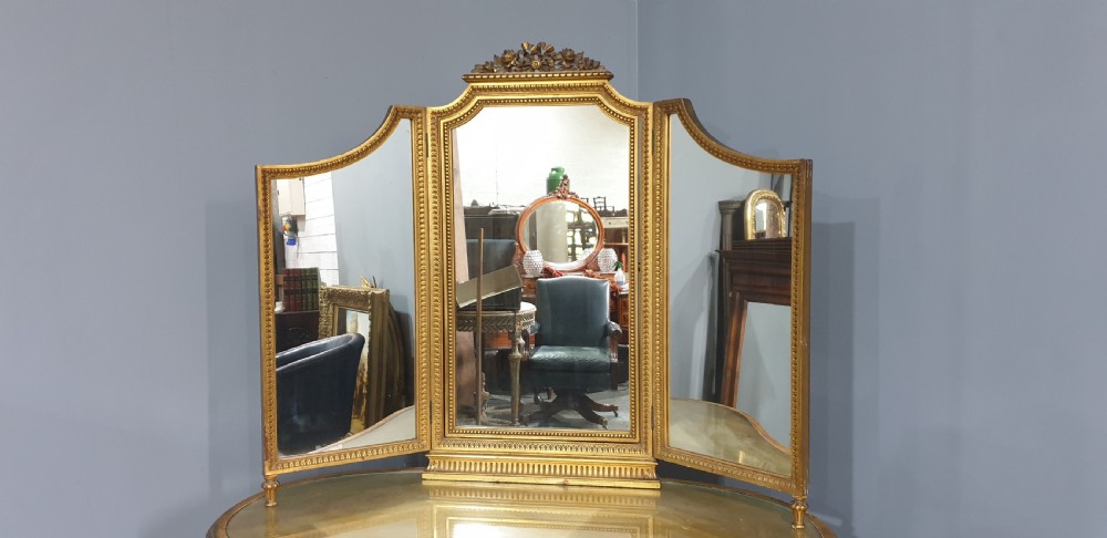 Superb French Kidney Dressing Table View VI