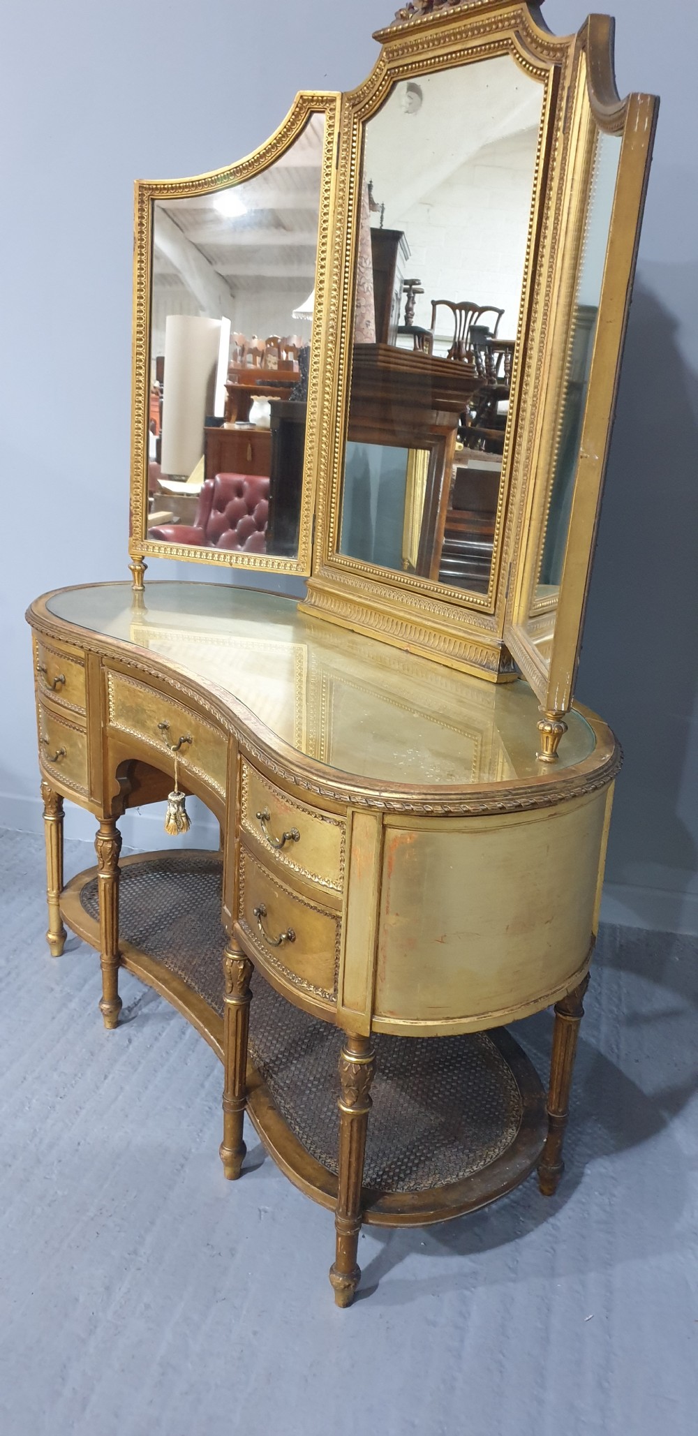 Superb French Kidney Dressing Table View XI