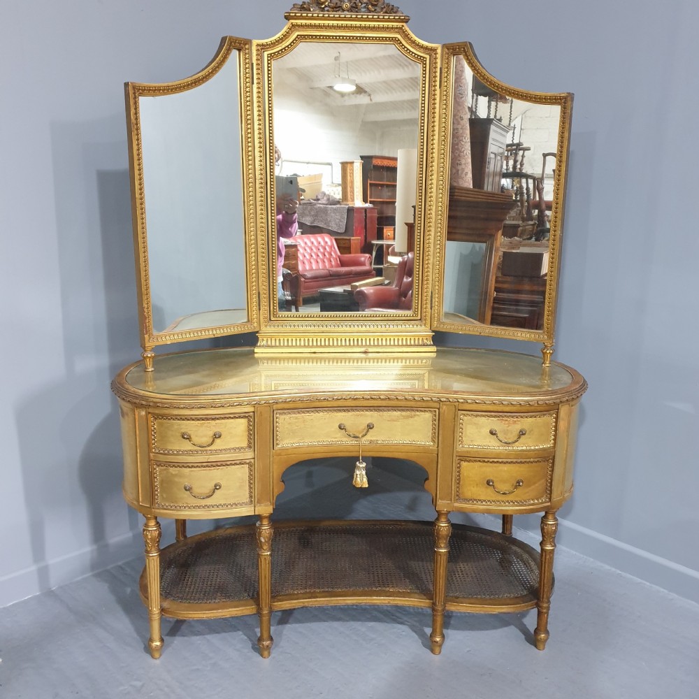 Superb French Kidney Dressing Table
